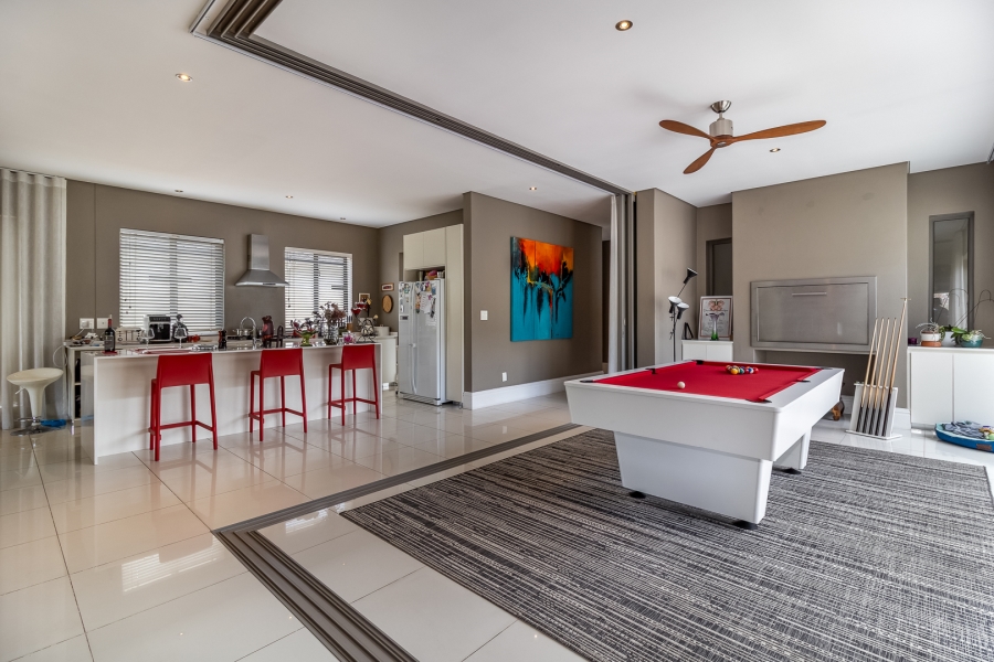 4 Bedroom Property for Sale in Pearl Valley at Val de Vie Western Cape